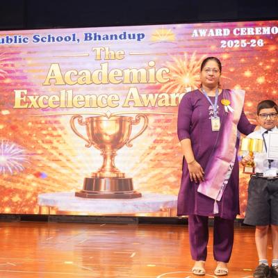 Awards2526 15