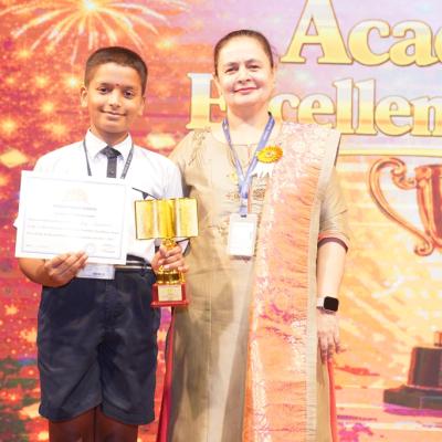 Awards2526 27