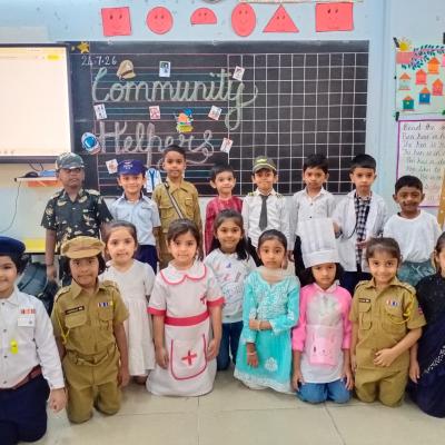 Community Helpers13