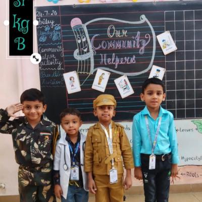 Community Helpers9