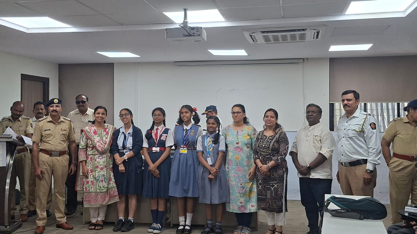 /kandivali/student-life/achievement/road-safety-elocution-speech-competition