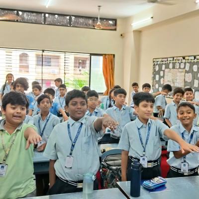 LEFT HANDERS DAY 2026-2027